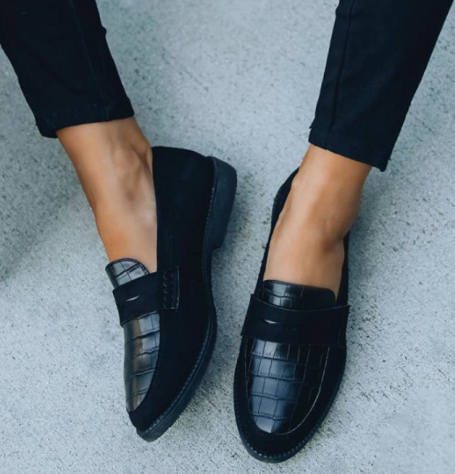 Amanada | Mocassins en crocodile noir - Chaussures élégantes pour femmes